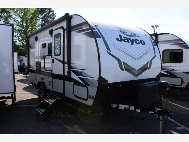 Thumbnail Photo undefined for New 2022 JAYCO Jay Feather